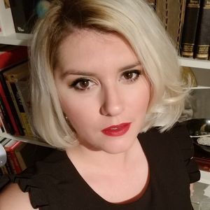 Meet your Posher, Stephanie